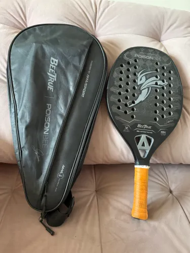 Raquete PoisonBee 2025