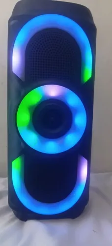 2 CAIXA DE SOM ,LTOMEX, XTRAD, uma é aprovaDAGua,BUETOOTH, PEN DRIVE, CARTÃO TF, RÁDIO FM