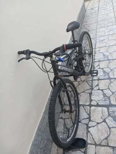 Vendo essa bicicleta Aro 26 R$ 300,00! 
