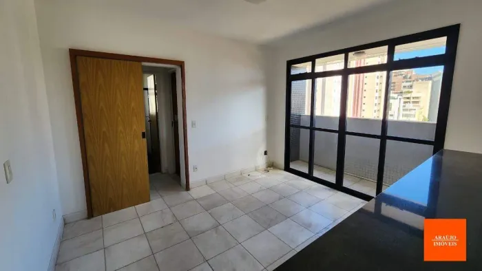 APARTAMENTO DE 01 QUARTO COM VAGA DE GARAGEM PARA ALUGAR
