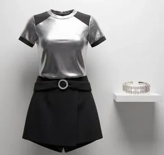 Conjunto Feminino Blusa Foyl e Short Saia