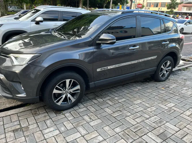 Toyota RAV4 2.0 Top 4X2 16V Aut. 2018