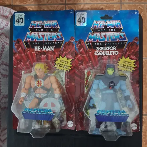 Boneco Mestres do universo He-man e Esqueleto skeletor