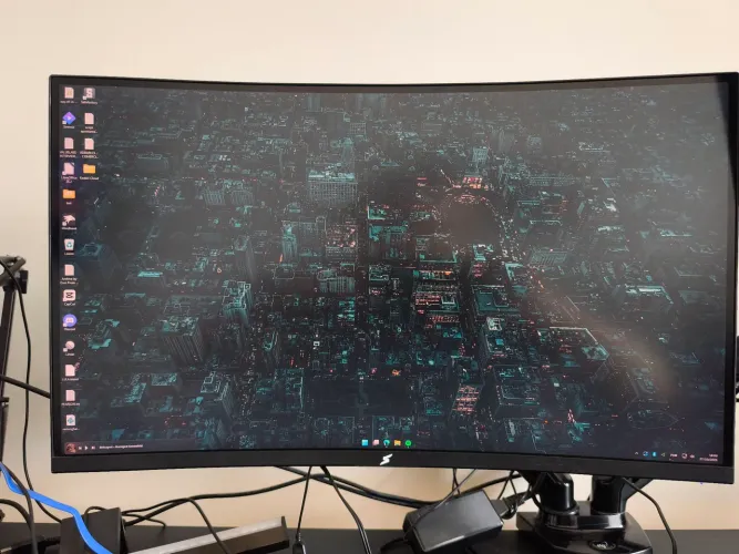 Monitor Superframe Precision 27" Curvo