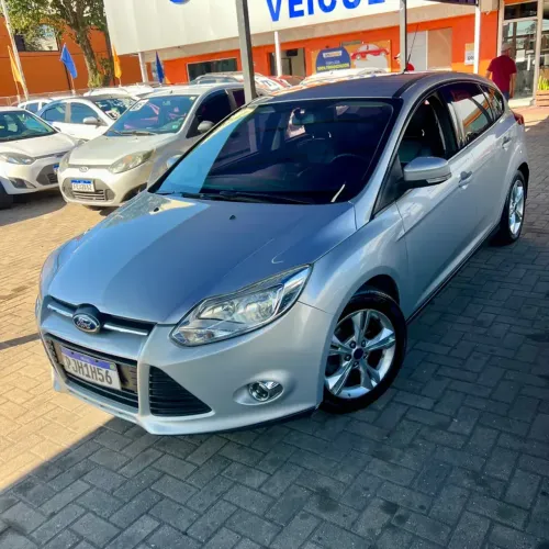 Ford Focus 1.6 S/se/se Plus Flex 8v/16v 5P 2015