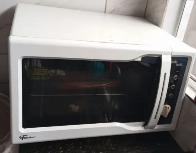 VENDO FORNO FISCHER - R$ 200