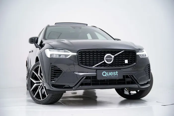 Volvo XC 60 T-5 Momentum 2.0 254cv AWD 5P 2024
