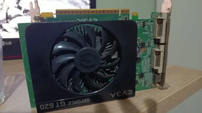 Placa de video GT 620