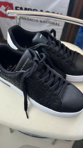 Tênis Armani Exchange London Logado Preto