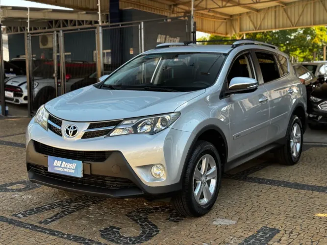 Toyota RAV4 2.0 4X2 16V Aut. 2014