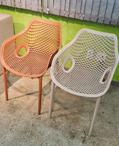 Poltrona Colmeia De Plástico 80 Cm De Altura