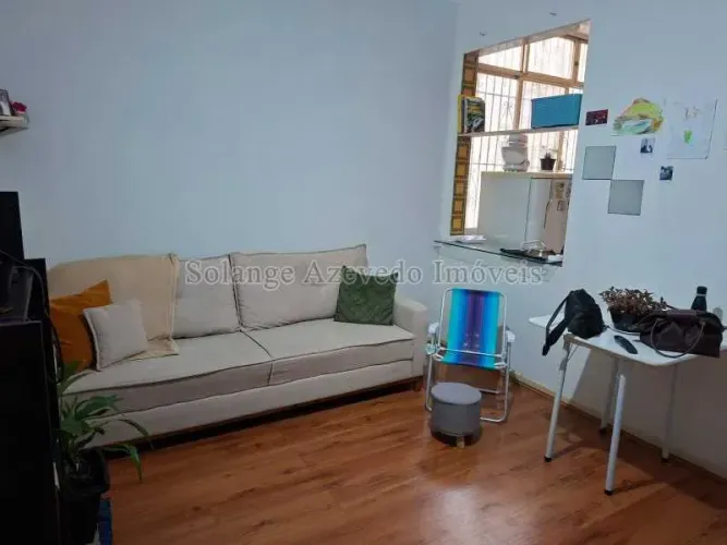 Rua Riachuelo excelente sala quarto no Centro - Rio de Janeiro - RJ