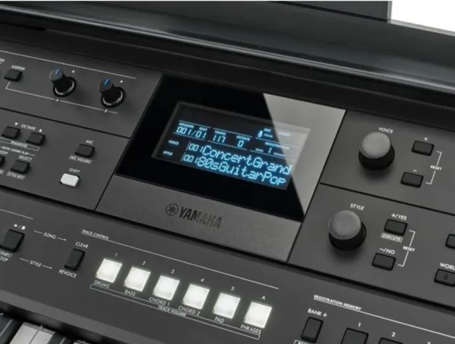 Teclado PSR E583