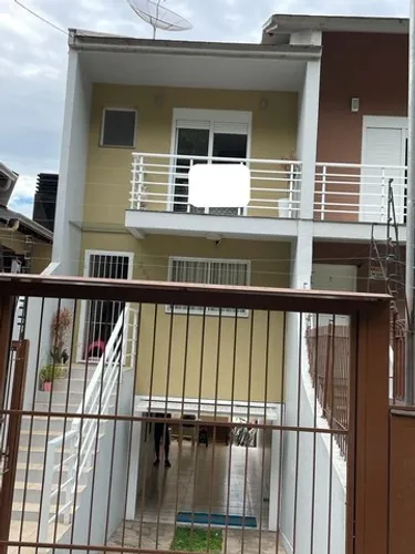 Venda de Sobrado em Caxias do Sul-RS, bairro Vinhedos II