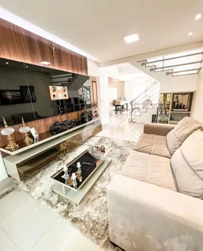 GV Vende: Espetacular Casa em Condomínio com 4 suítes