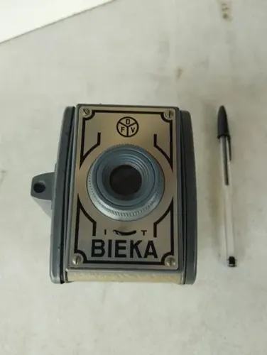 Máquina de fotos Bieka