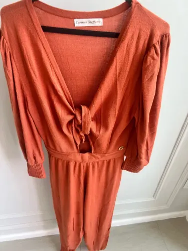 Macacão Laranja Carmen Steffens