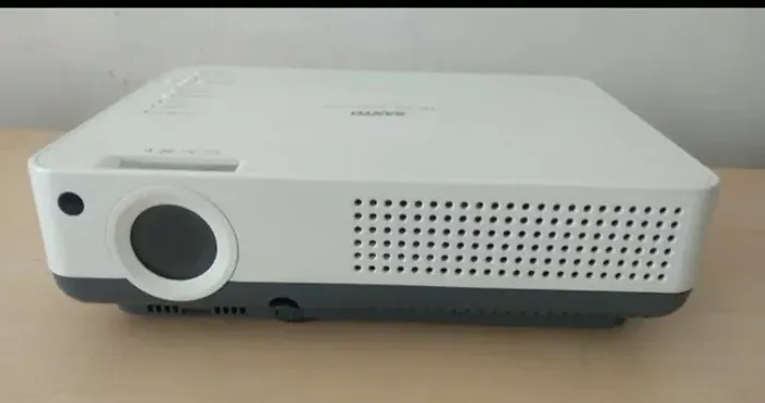 Projetor Sanyo