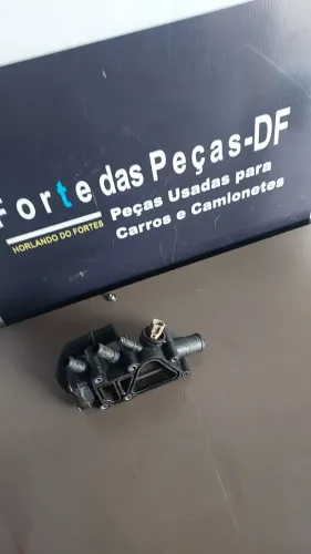 Carcaça Da Válvula Termostática Do Fiesta Ford Ka Da Ecosport Courier 1.6 2004/12