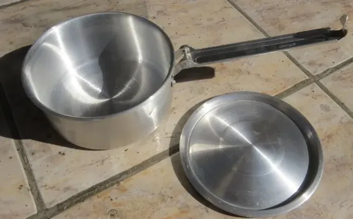 Panela de marmita ou forma (tenho em quantidade)