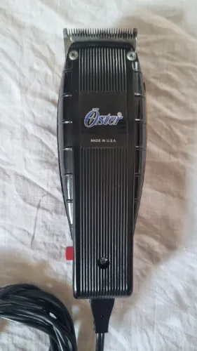 Maquina de Cortar Cabelo Profissional Oster Importada