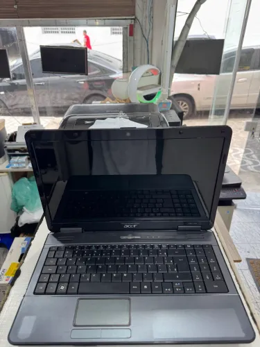 Notebook Acer Aspire5516-5769 Tela OK Carcaça Ok não liga.