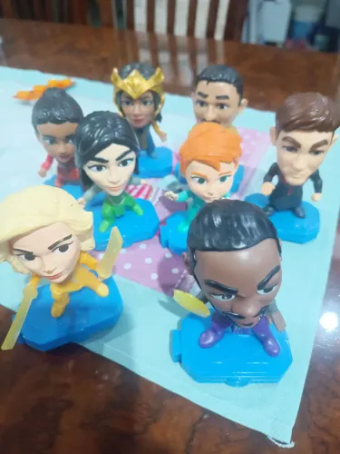 Coleção de Miniaturas de Marvel MC Donald's 2020