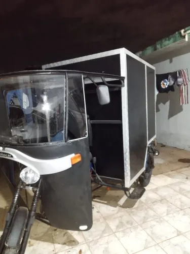Motocar baú lanche