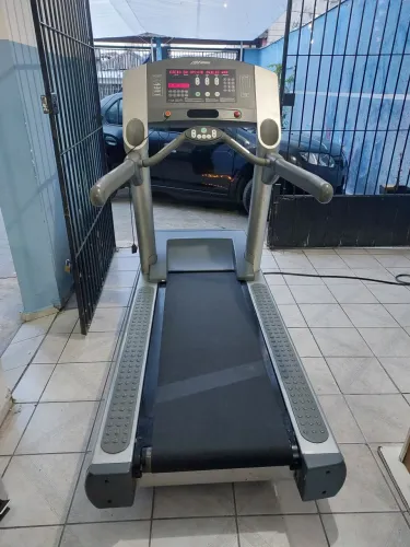 Esteira Life Fitness 95 ti