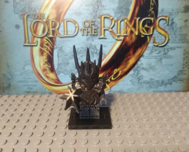 Boneco e Minifigura Sauron - O Senhor dos Anéis (blocos de montar tipo LEGO)