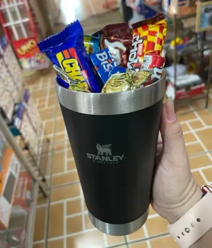 Presente perfeito Copo térmico com bombom