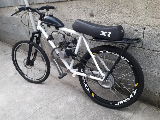Bicicleta motorizada 80cc