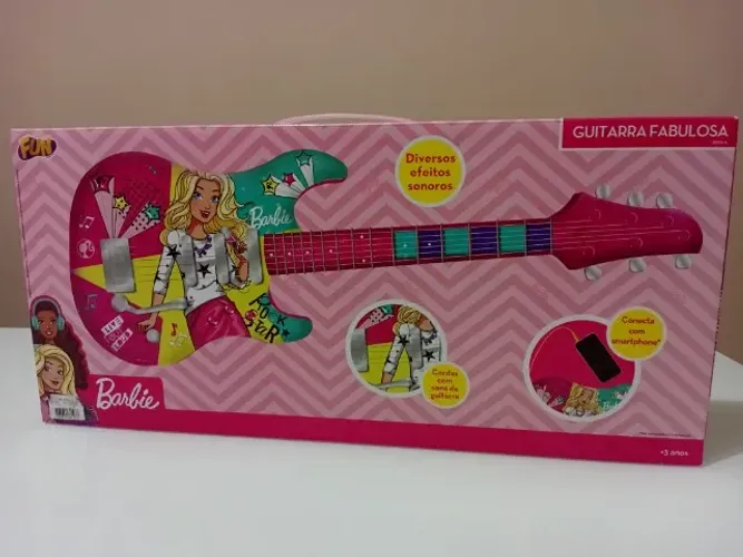 Guitarra da Barbie