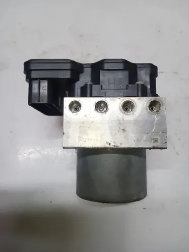 Modulo De Toyotta Hilux 4454071511 11604048470  *1
