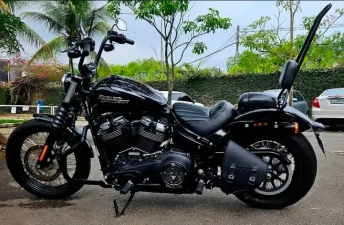 Harley-Davidson Street Bob 2018 (1800cc) em perfeito estado. Raridade igual a zero km