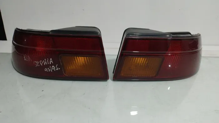 Lanterna Kia sephia 95/96 original