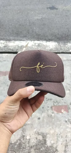 Boné Cristão FÉ Trucker Redinha/Telinha Modelo Snapback fecho ajustável 