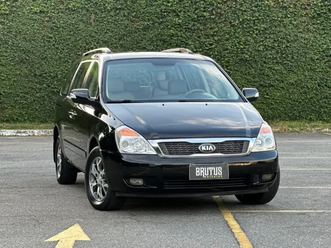 Kia Carnival 3.5 V6 Automático 2017 - 7 Lugares - Baixa KM - Valor REAL!