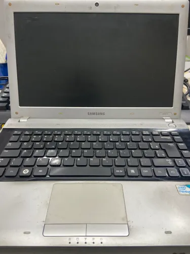 Notebook Samsung RV411