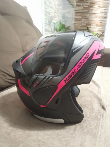 Capacete articulado novo