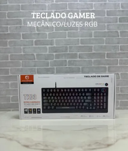 Teclado Gamer Mecânico com Luzes RGB
