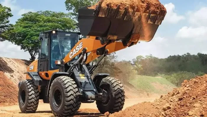 SERVIÇO DE TERRAPLANAGEM EM GERAL
