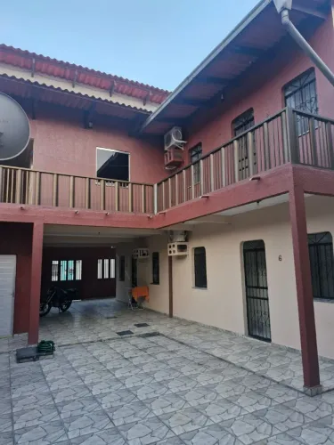 Quitinete ( Japiim, distrito)