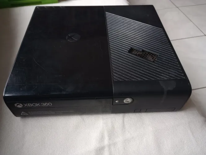 xbox 360(defeito) + kinect + 3 jogos