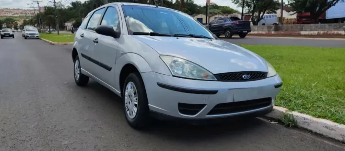 Ford Focus 1.6 S/se/se Plus Flex 8v/16v 5P 2008