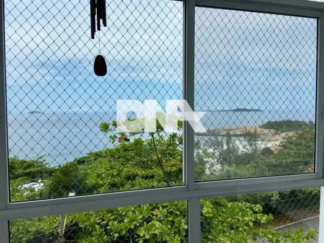 Apartamento : / Residencial / Copacabana