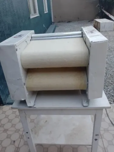 Modeladora de mesa 