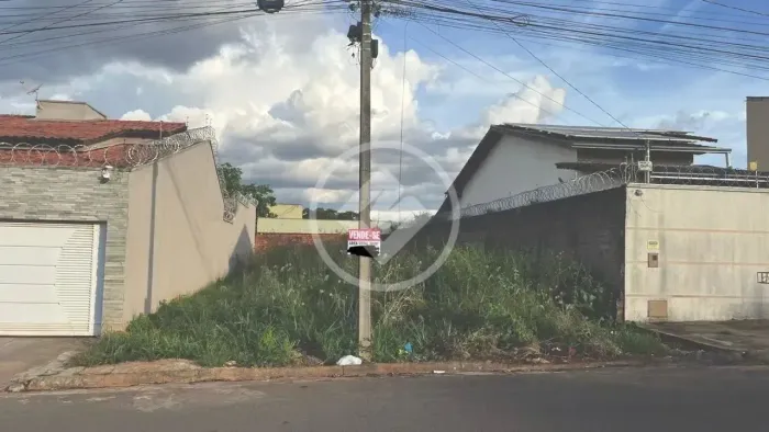 Lote 300m² no Setor Alto do Vale  Goiânia codigo: 155868
