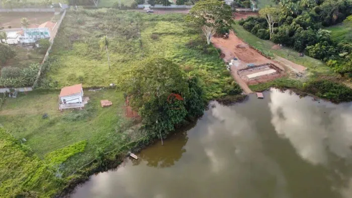 Chácara a Venda no Condomínio Villa Real R$ 350.000,00