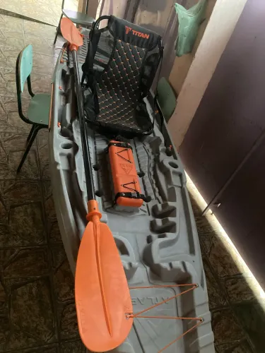 Vendo caiaque de pesca